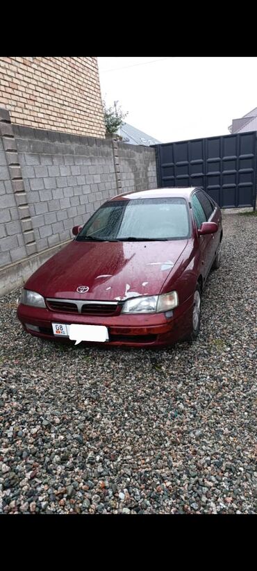 Toyota: Toyota Carina: 1998 г., 1.8 л, Механика, Бензин, Хэтчбэк