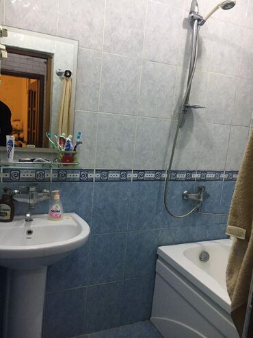 Uzunmüddətli kirayə mənzillər: Odenis 30% Mənzil Nərimanov rayonu, Koroğlu Rəhimov 4 ünvanında, abu — 9