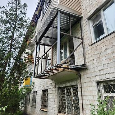 Утепление: Предлагается пристройка к зданию, выполненная из сайдинга различных — 3