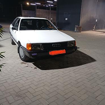 дверные карты на 124 мерс: Audi 100: 1988 г., Механика, Бензин, Седан — 4