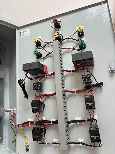 Электрические щиты: Электрический щит, Металлические, CHINT, Трехфазные — 11