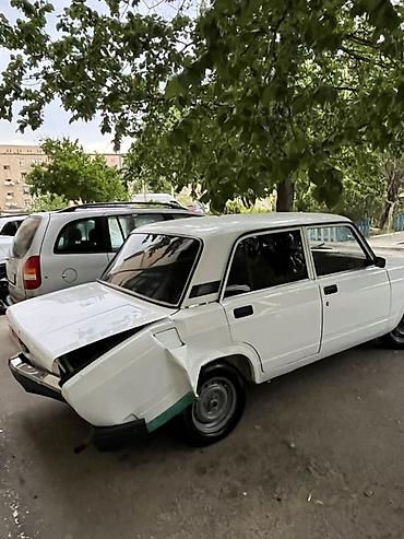 VAZ (LADA): VAZ 2107 “Lada” sedan - Kuzov: klassik 4 qapılı sedan, ağ rəng — 12