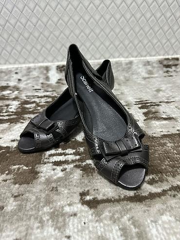 Krasofkalar və idman ayaqqabıları: Maştağadadır Çox az istifadə olunub İçində tam təzəsi də var — 23