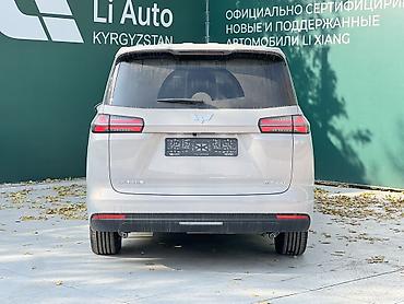denza n9: Wuling Jiachen: 2026 г., 1.5 л, Автомат, Бензин, Минивэн — 4