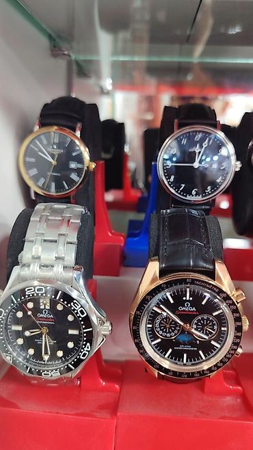 bovet: BOVET 1822 üslubunda dekorativ qol saatı. Saat qızılı rəngli dairəvi — 7