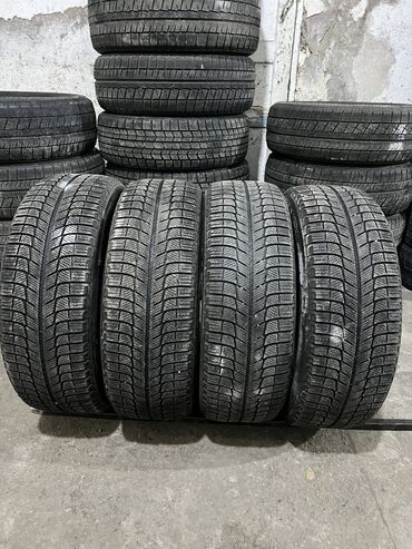 Шины: Шины 225 / 60 / R 17, Зима, Б/у, Комплект, Легковые, Франция, Michelin