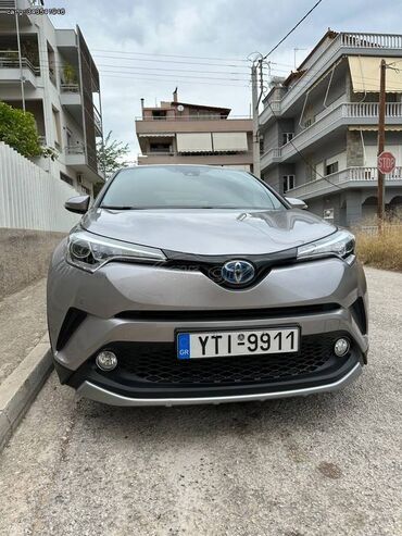 Toyota: Toyota C-HR: 1.8 l. | 2017 έ. SUV/4x4 — 2