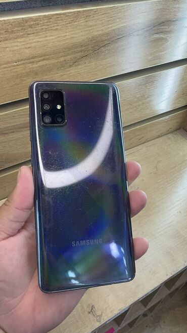 поко м 3 телефон: Samsung Galaxy A71, Б/у, 128 ГБ