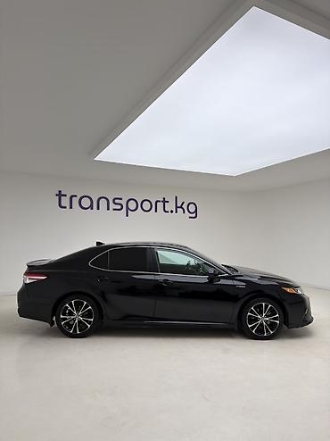 Toyota: Toyota Camry: 2020 г., 2.5 л, Вариатор, Гибрид, Седан — 5