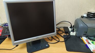 balaca notebook qiymetleri: Acer LCD Monitor Model: AL1717 B 17-düym ekrandır. Əıa işləyir