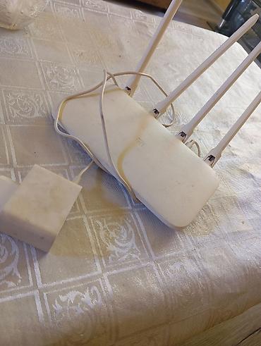 router qiymetleri: İki ədəd Wi‑Fi marşrutizator və adapterləri.Razilasma yolu ilə Təcili — 3