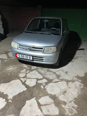 аваринний авто: Daihatsu Cuore: 2000 г., 1 л, Механика, Бензин, Хэтчбэк