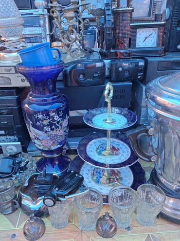 Digər texniki əl alətləri: Qarışıq köhnə əşyalar və alətlər dəsti Məhsulun tərkibi (şəkillərdə — 15