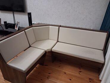 metbex aboyu: Metbex künc divan bazalı,stol hər iki tərəf açılan və iki stul