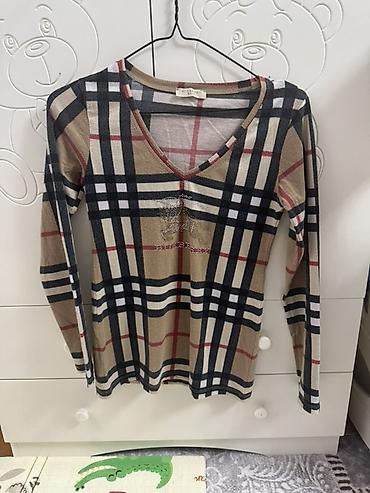 Dəstlər, kostyumlar: Qadın geyimləri dəsti 1) Yaşıl məxməri bluz - Parça: yumşaq — 5