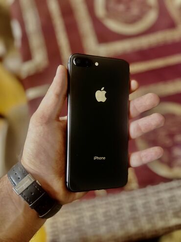 iphon 6 plus: IPhone 8 Plus, 64 GB, Space Gray, Barmaq izi