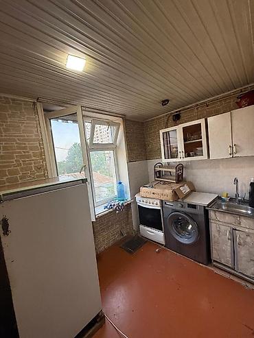 badamdar: İcarəyə verilir 2 otaqlı köhnə tikili 50 m², Əhmədli q. 400 AZN/ay 2 — 5