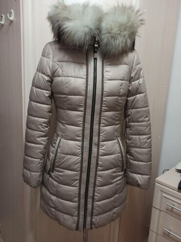 22 объявлений | lalafo.kg: Женская куртка S (36), цвет - Бежевый
