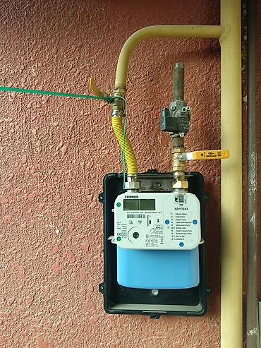 köhne mebeller: Masazırda köhnə şok Market ilə üzbə üz binada 11/7. 58 kv 3 otaqa — 7