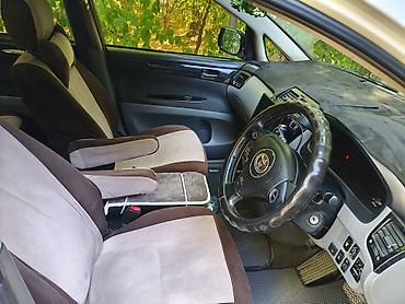 mini v: Toyota Ipsum: 2003 г., 2.4 л, Автомат, Газ, Минивэн — 8
