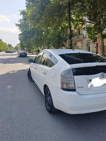 Toyota: Toyota Prius: 1.4 l | 2009 il Sedan — 6