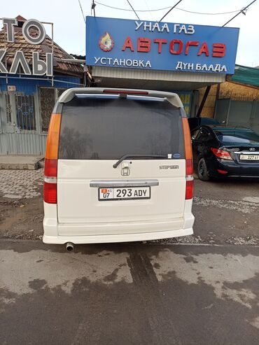 Honda: Honda Stepwgn: 2002 г., 2 л, Автомат, Бензин, Минивэн — 4