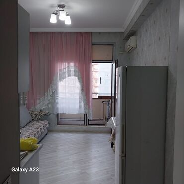 Kommersiya daşınmaz əmlakı: 20 yanvar metrosuna 2 dəyqəlik.Kirayə təklif olunan bu mənzil rahat