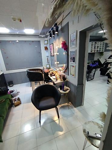 İcarəyə sex, zavod və fabriklər: Əhmədli qəsəbəsi Qaçaq Nəbi küçəsi 1 ünvanında yerləşən 5 mərtəbəli — 5