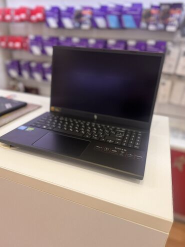 Noutbuk və netbuklar: Intel Core i7, 16 GB, 15.6 "