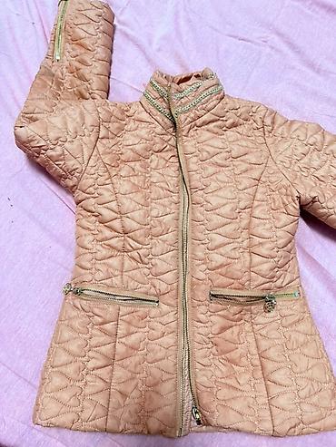 Отдам даром: Муктаж үй бүлөөгө бекер берилет Кыздын ботастары да бар размер 35,36 — 4