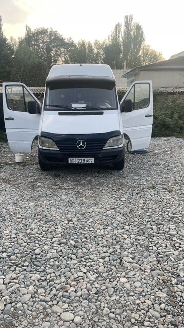 комплект постельного белья: Mercedes-Benz Sprinter фургон 2.2 2003 (длинная база, высокий