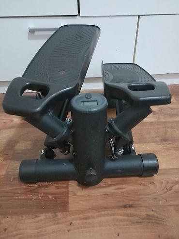 Ostale sprave za vežbanje: Mini stepper za kućni trening - Kompaktan stepper sa dve široke — 10