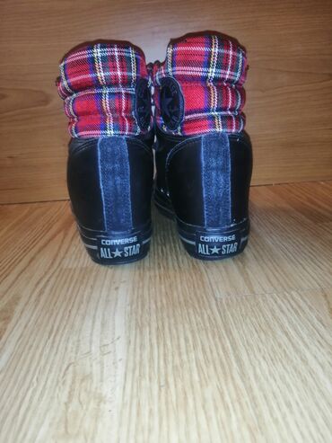 Gležnjače: Gležnjače, 40 — 3