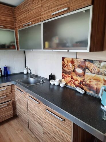 2этаж: 2 комнаты, 44 м², 104 серия, 2 этаж, Евроремонт