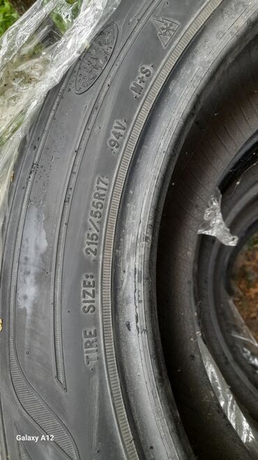 купить зимние шины на внедорожник: Шина с параметрами 215/55R17 94V, предназначенная для всесезонного