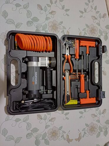 traktor şin: Yeni Daewoo DW55 expert təkər kompresoru.İçində şin təmiri olan