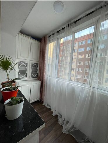 Продажа квартир: 1 комната, 54 м², 106 серия улучшенная, 5 этаж, Евроремонт