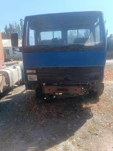срочно продаю в связи с переездом: Грузовик, Стандарт