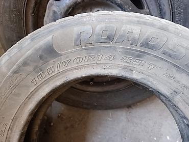 mini v: Шины 185 / 70 / R 14, Зимняя шипованная, Б/у, Пара, Легковые, Roadstone — 4