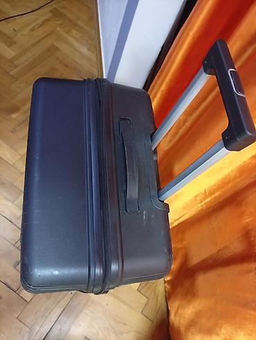 polovni koferi: Tvrdi kofer Early Bird na točkiće OKO. 75 50 30 MIRJEVO - — 6