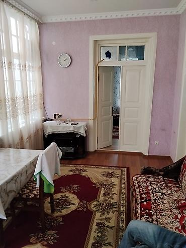 Həyət evləri və villaların satışı: 3 otaqlı, 83 kv. m, Orta təmir — 8