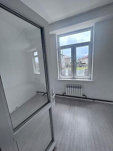 Үйлөрдү ижарага берүү: 500 м², 6 бөлмө жана андан көп, Көк-Жар ж/м, Жаныбарлар менен болот — 3