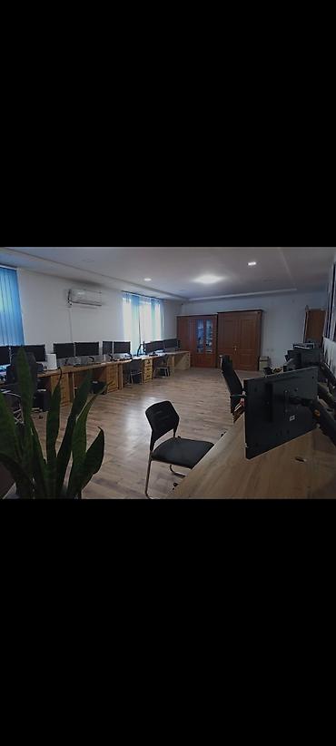 офисы в центре: Сдаю Офис целиком: 102 м², С ремонтом, С высокими потолками — 1