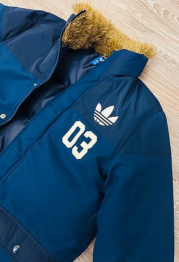 домашние вещи: Оригинальная пуховая куртка Adidas в идеальном состоянии, наполнитель — 2