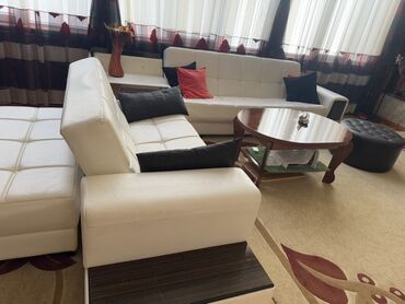 Termolar: Künc divan, İşlənmiş, Açılmayan, Bazasız, Süni dəri, Çatdırılma yoxdur