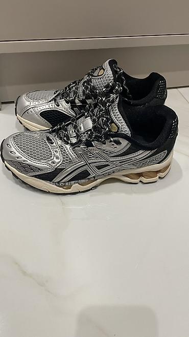 красовка асикс: Кроссовки, 36.5, 37, Asics, Б/у, цвет - Серебристый, Самовывоз — 4