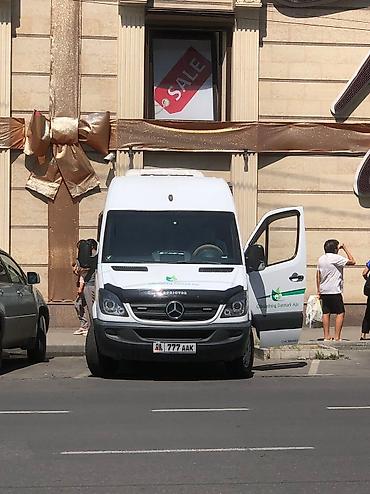 124 e500: В салоне имеется все не обиходимое для комфортной поездки — 7