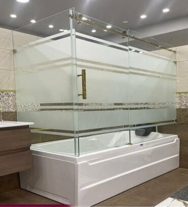 Duş kabinaları, arakəsmələr: Yeni Üstü açıq kabina, Künc üçün — 14