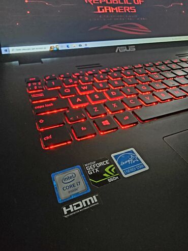 ASUS: Intel Core i7, 17.3 " — 4
