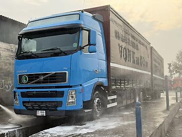 ом 616: Тягач, Volvo, 2006 г., Тентованный — 5